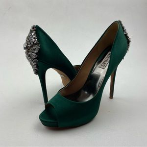 Badgley Mischka Kiara Emerald Green Satin Heels Women’s Size 10 M